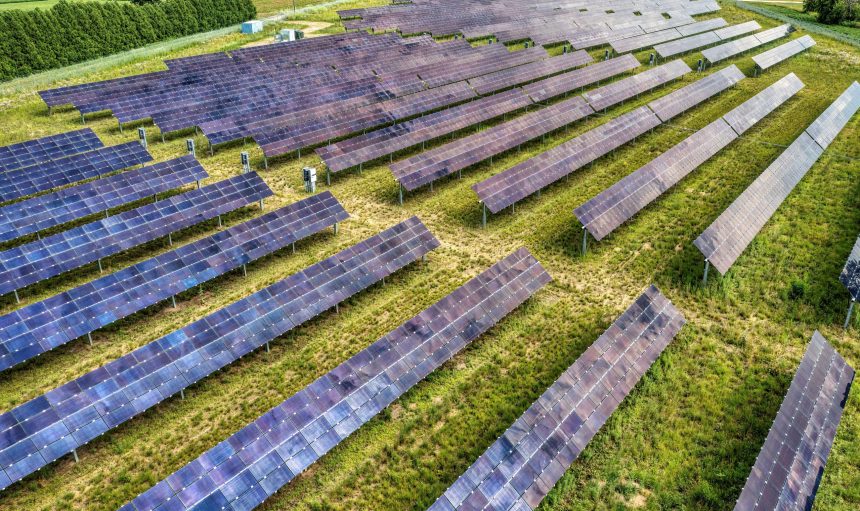 Czym jest elektrownia fotowoltaiczna i jak działa?